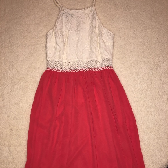 NWOT Lace/Chiffon Spring Dress - Picture 2 of 8